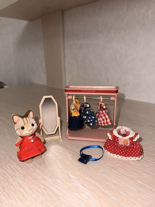 Набір Sylvanian Families Магазин одягу + додаткова сукня