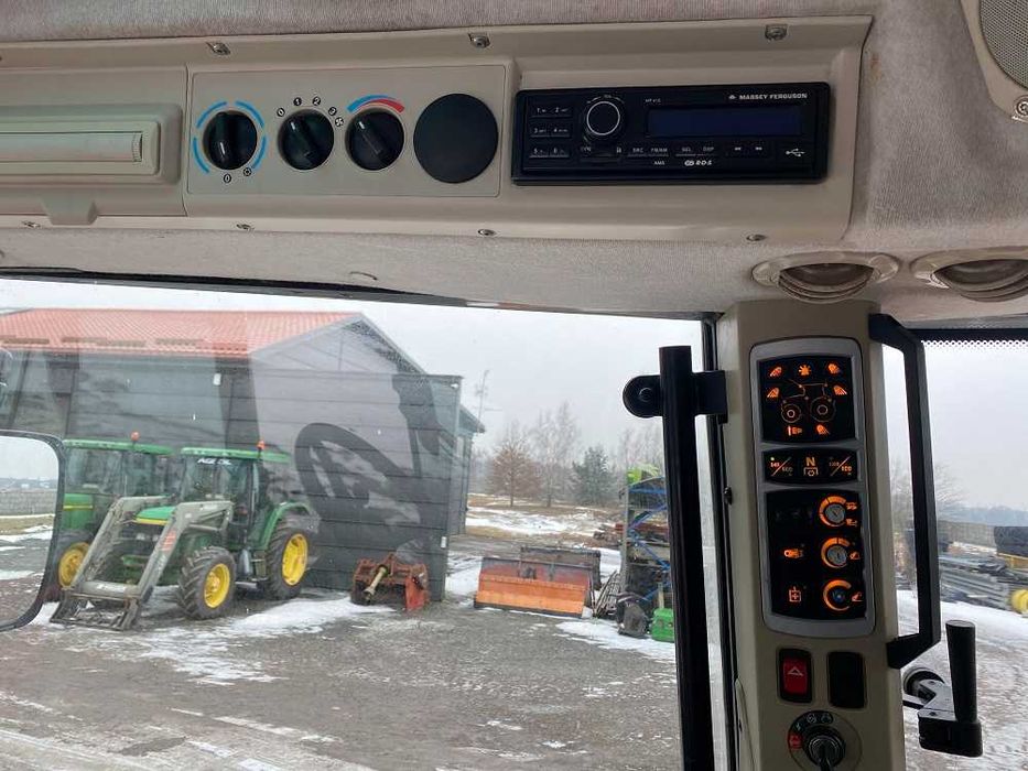 Massey Ferguson 5609 Dyna4, 2015r