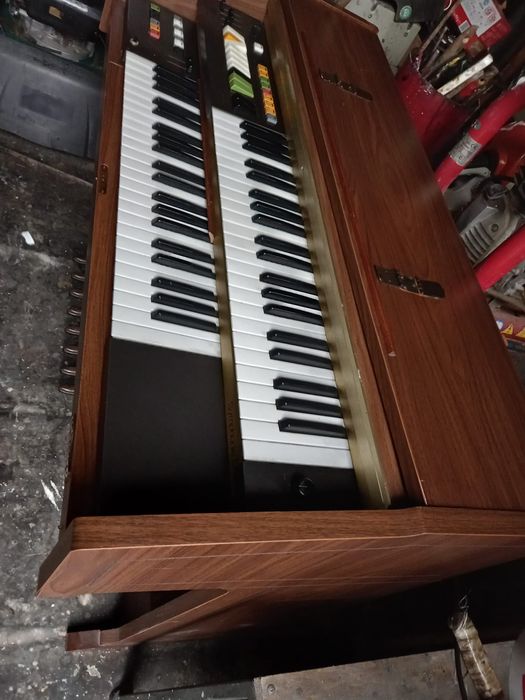 Organy Hohner  Symphonie D-92