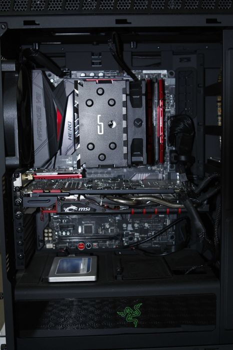 Pc Antigo Caixa Razer i7 16gb com monitor dell 27´