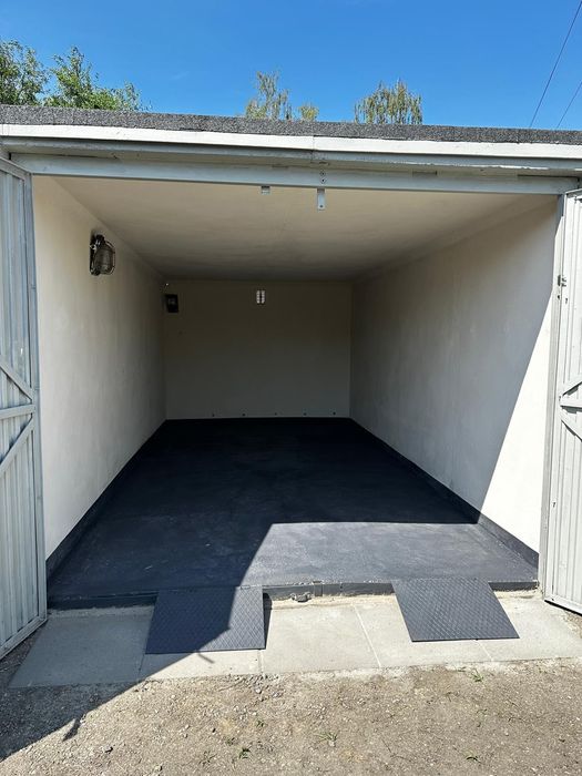 Sprzedam garaż 18 m² – Katowice, ul. Dulęby (Załęże)