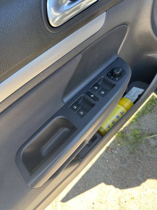 Volkswagen Golf 5 2007  1.4 газ/бенз