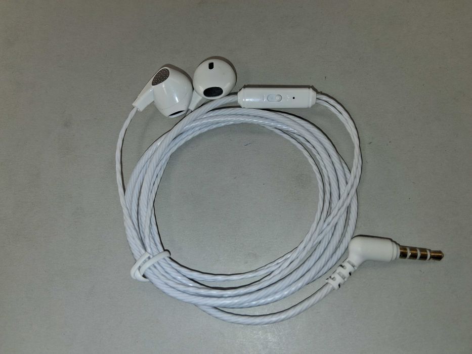 N131 Słuchawki Białe Mini Jack 3,5mm Z Mikrofonem Stereo Przewodowe