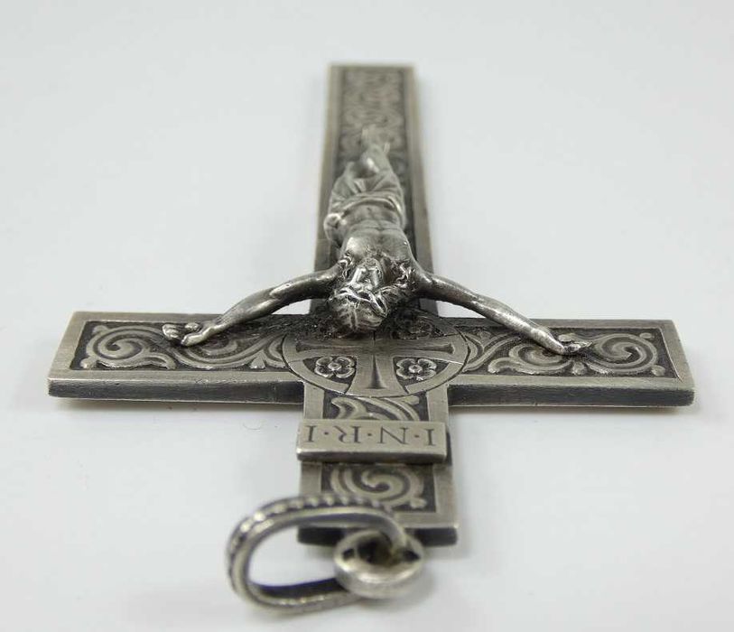 UNIKAT SREBRO pektorał KRZYŻ krzyżyk krucyfiks 9,2 cm 31,6 gram JEZUS