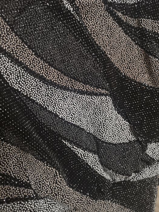 Sukienka imprezowa koktajlowa cekiny błyszcząca