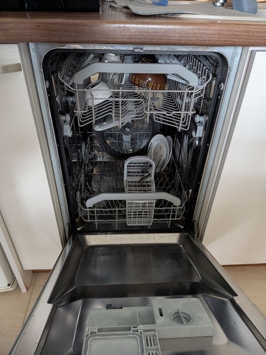 Zmywarka do zabudowy 45 cm INDESIT