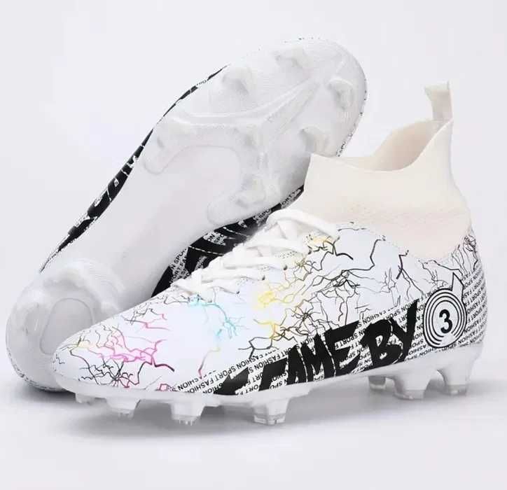 Buty piłkarskie (korki) rozmiar 43