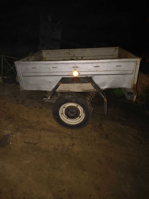 Прицеп легковой, бортовой