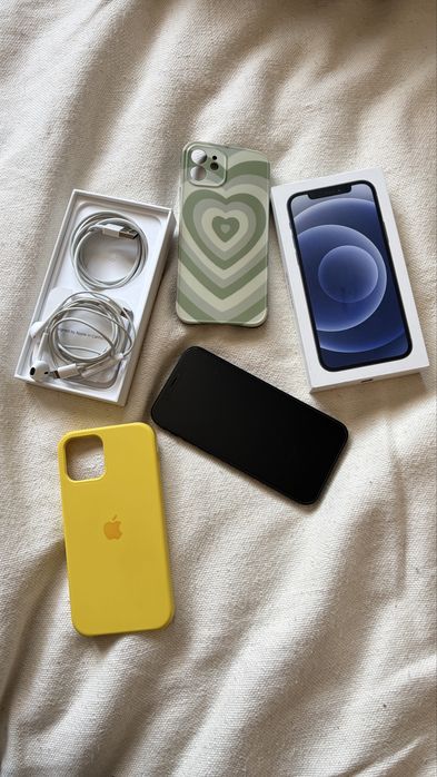 iPhone 12 rsim black 64gb