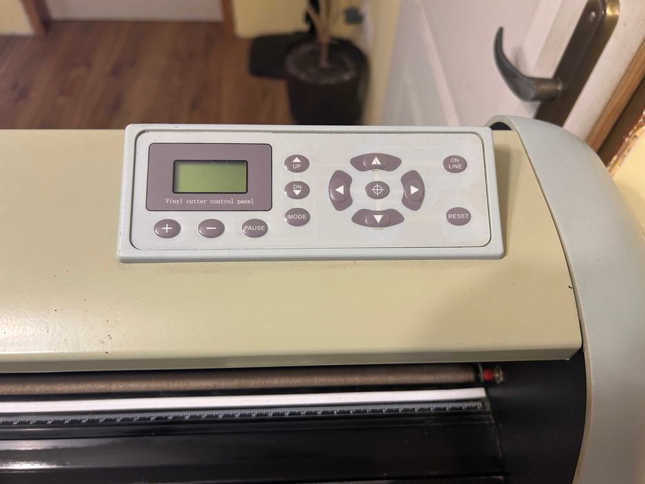 Ploter Tnący Pcut CT1200 + oprogramowanie + laptop hp 530