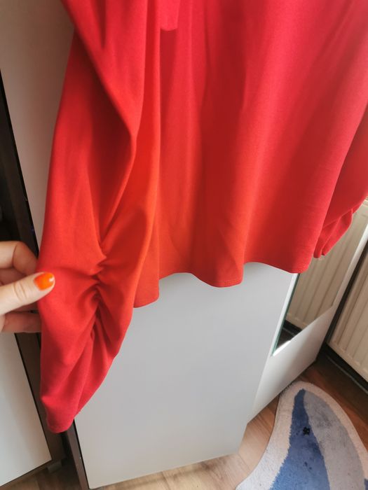 Made in Italy – elegancka czerwona bluzka z efektowną kokardą <3