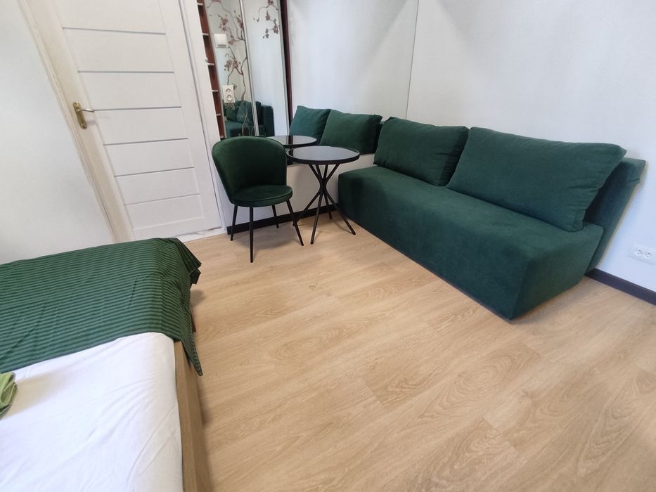 Подобово центр ,з/д церква Анни