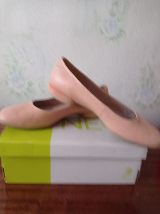 Продам балетки Ecco