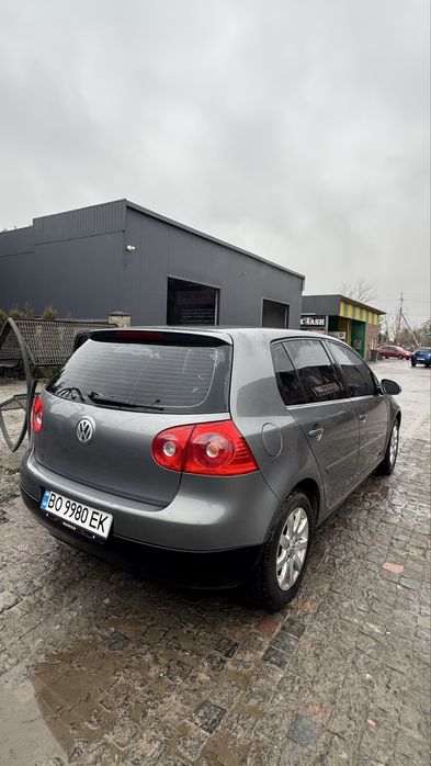 Volkswagen Golf 2005