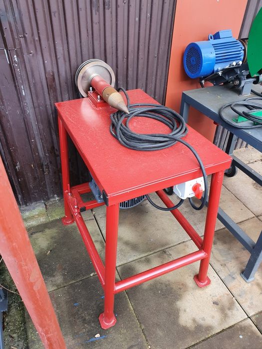 Łuparka świdrowa do drewna