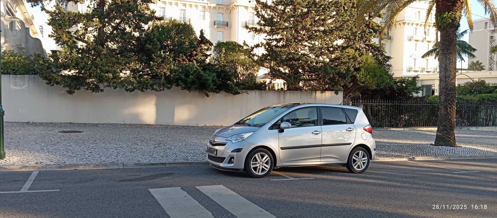 Toyota Verso S 1.4 D4D 2013 com 160000km