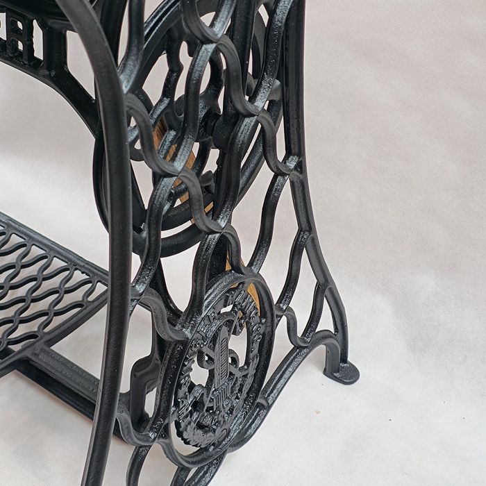 Stolik z maszyny do szycia singer blat dębowy