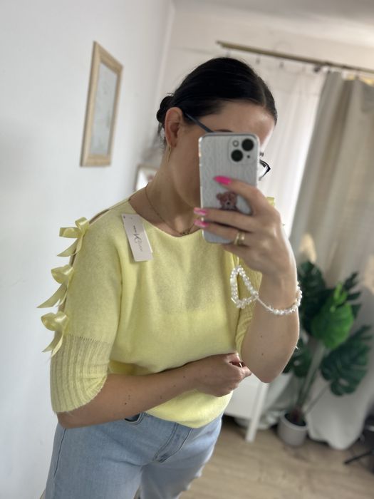 Sweterek z kokardkami koloz żółty hit wiosna Uni