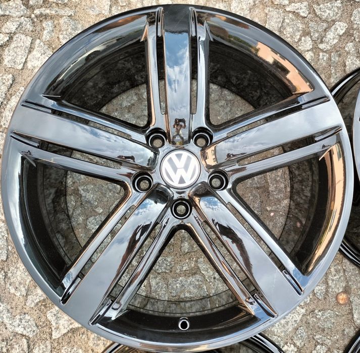 Felgi aluminiowe VW Touareg R-Line 9x20 ET57 5x130 7P6