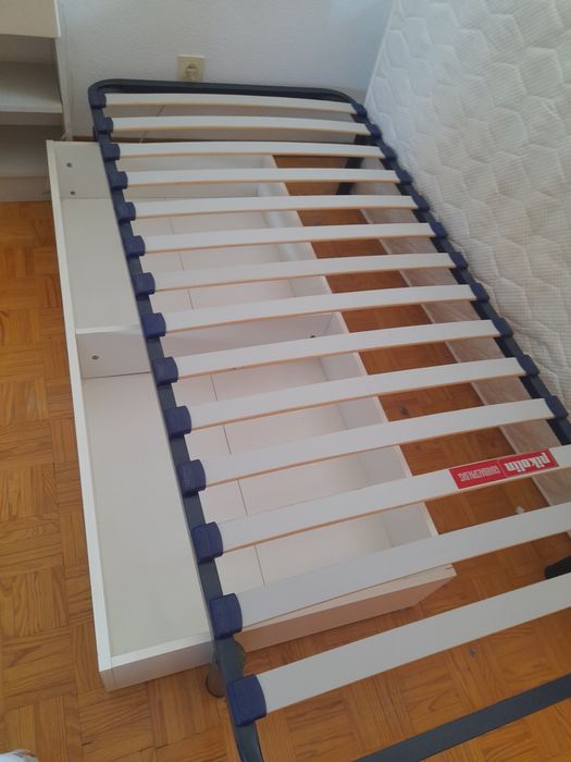 Estrado Pikolim, gaveta IKEA e colchão