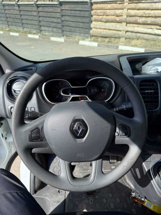 Подушка безпеки в руль 985700198r Renault Trafic III Рено Трафік 3
