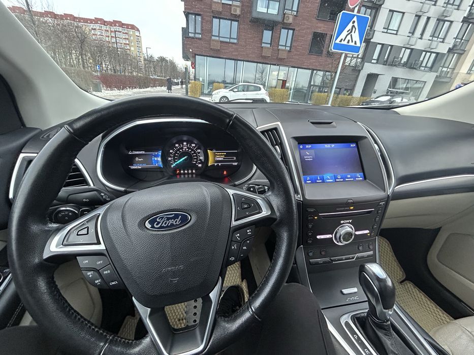 Продам свій Ford Edge кінець 2016.