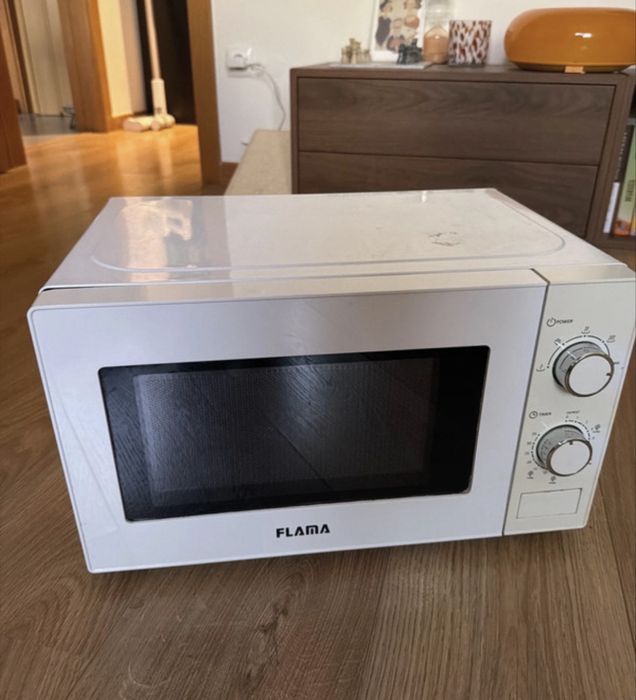 Microondas Flama