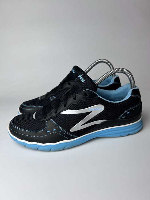39р. Жіночі кросівки Skechers