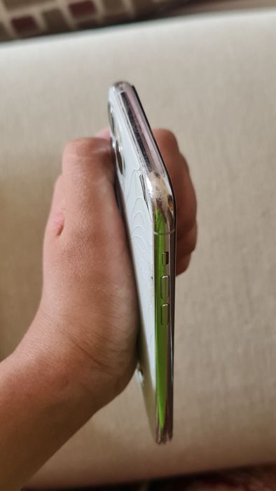 iPhone 11 Pro 64 GB – Para reparação ou peças