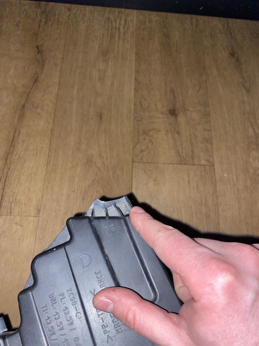 Фара права Volvo XC90 31655707 USA 2019-