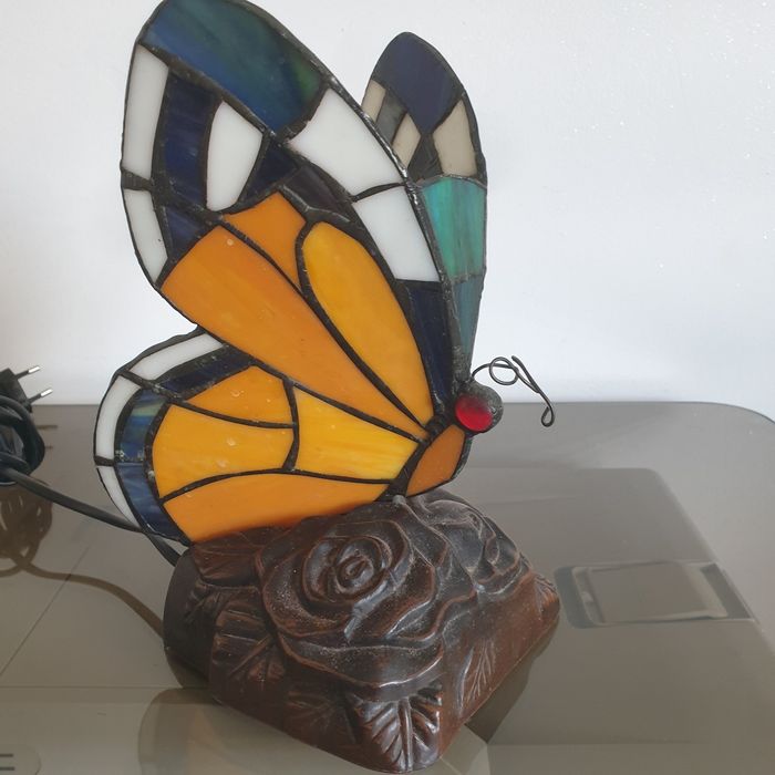 Lampa stołowa witrażowa brązowa styl Tiffany Quoizel
