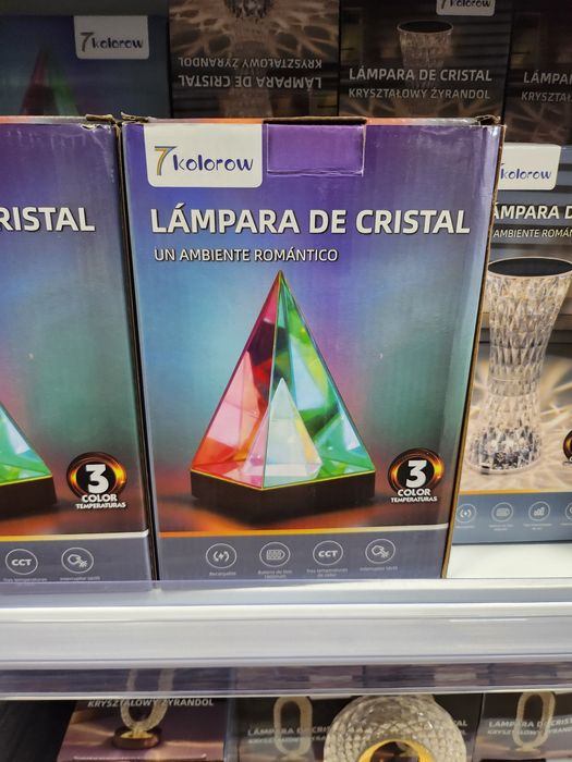 Kryształowa Lampka LED RGB Pyramid – Dotykowa Lampka Dekoracyjna 3 Tryby Światła