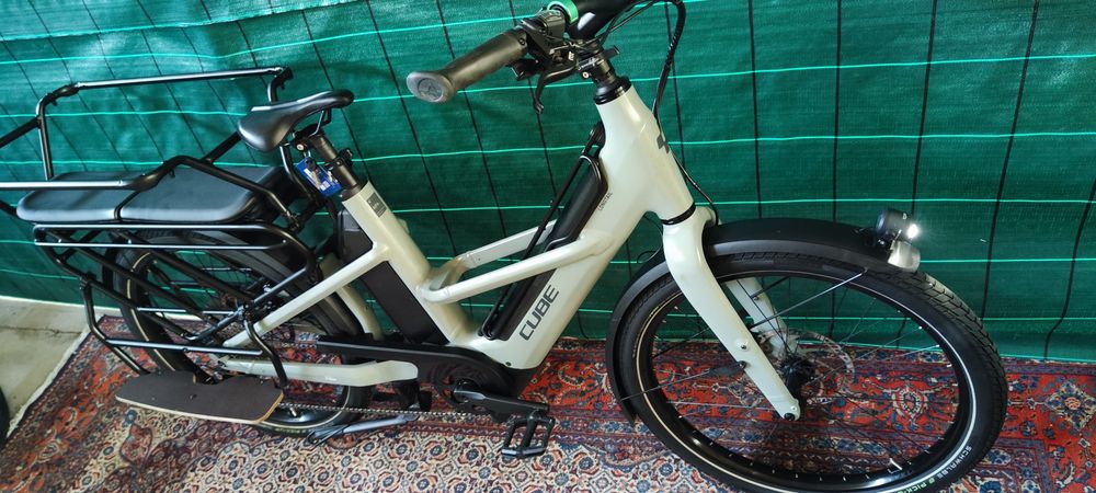 Cube LONGTAIL cargo Urban  Bosch CX  smart
