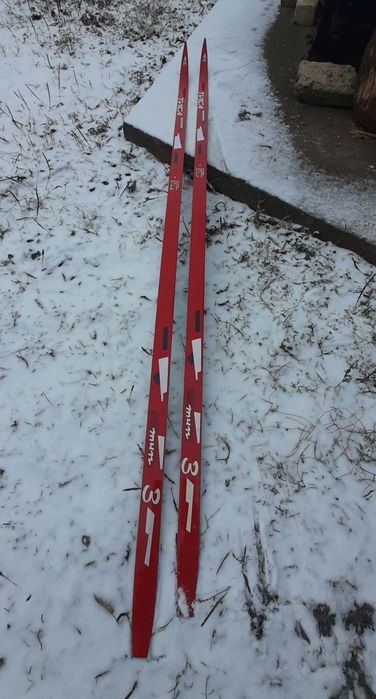 Лижі пластикові. Нові.