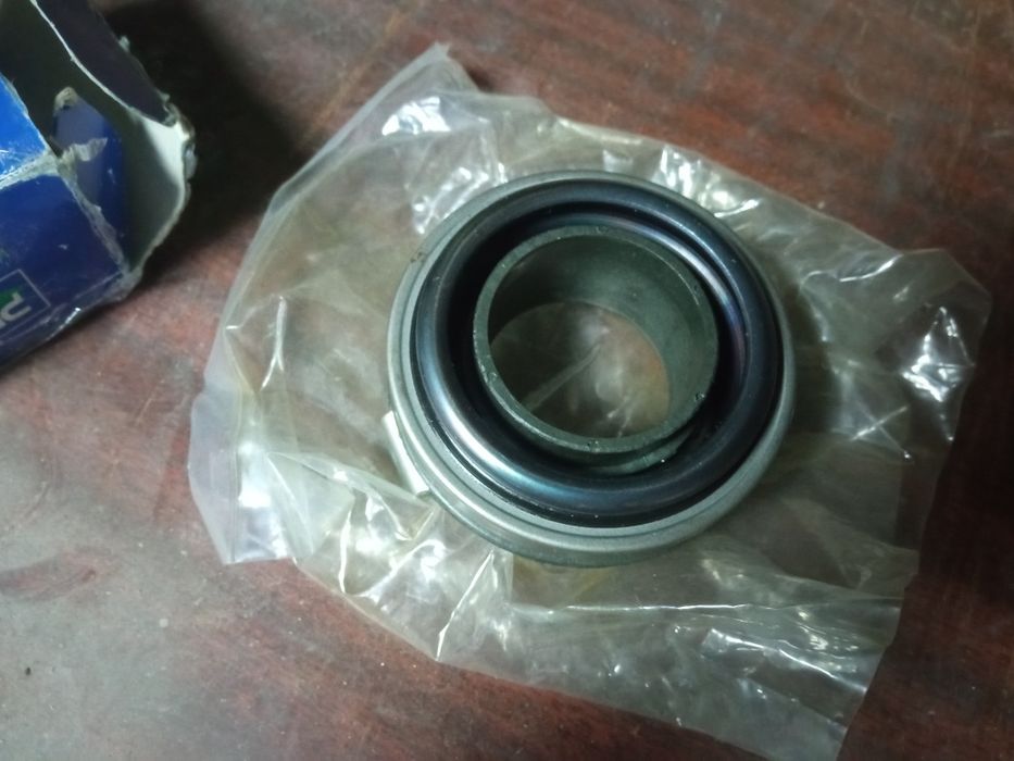 Выжимной хюндай матрикс Церато Hyundai cerato matrix 1.6 бензин