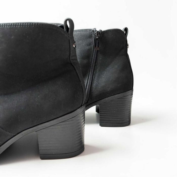 Clara Barson botki damskie czarne rozmiar 38 zamszowe na słupku 7 cm