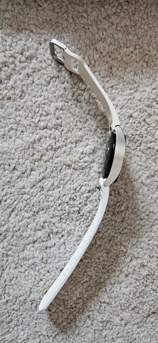 Smartwatch Samsung Galaxy Watch6 40 mm - złoty - SM-R930
