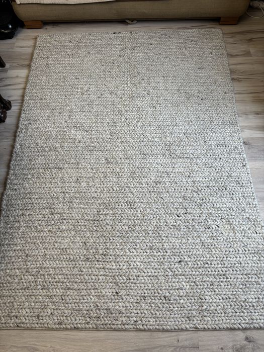 Dywan IKEA HJORTSVANG 230×160 – 100% wełna, ręcznie tkany