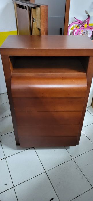 Móvel comoda aparador em cerejeira