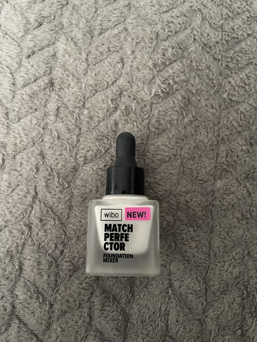 Rozjaśniacz do podkładu Wibo