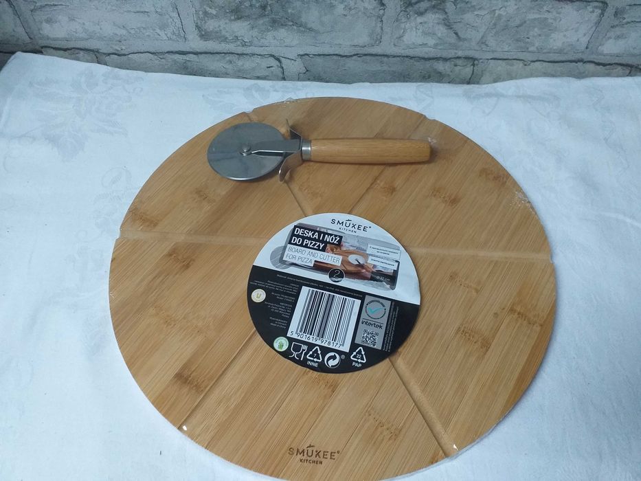 Deska bambusowa do pizzy z nożykiem