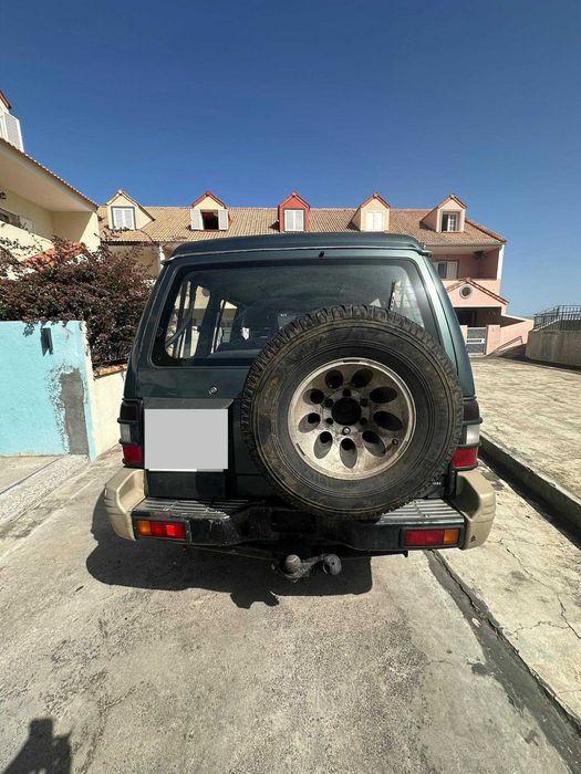 Pajero 2.5TD Longo foto 3