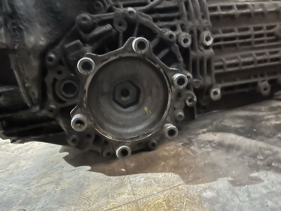 Коробка ауди а6с4 2.8quattro