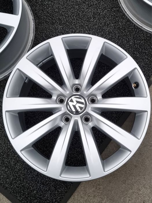 Felgi Alu 17" VW Sharan II Passat B8 B7 B6 T-Roc Tiguan II Golf 5x112