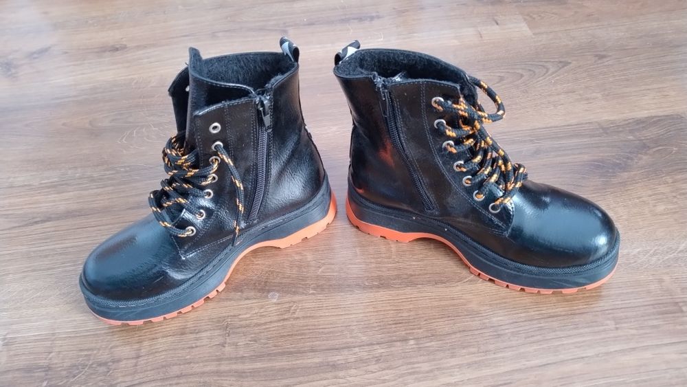 Buty zimowe trapery dziewczynka 33 długość wkładki 21 cm