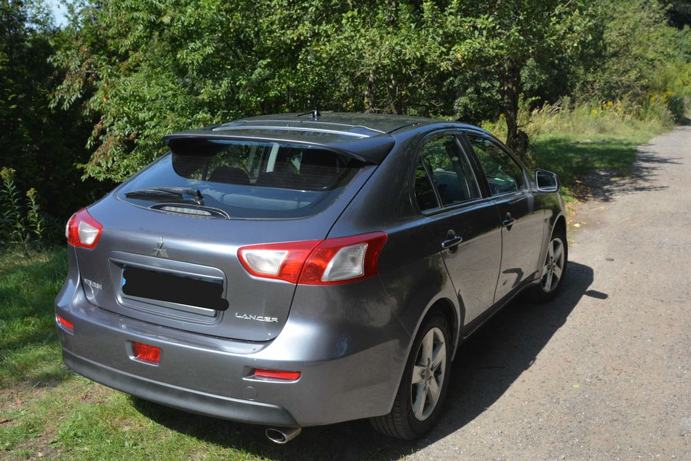 Mitsubishi Lancer