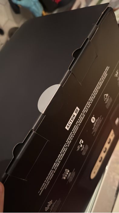 Coluna marshall acton iii preta