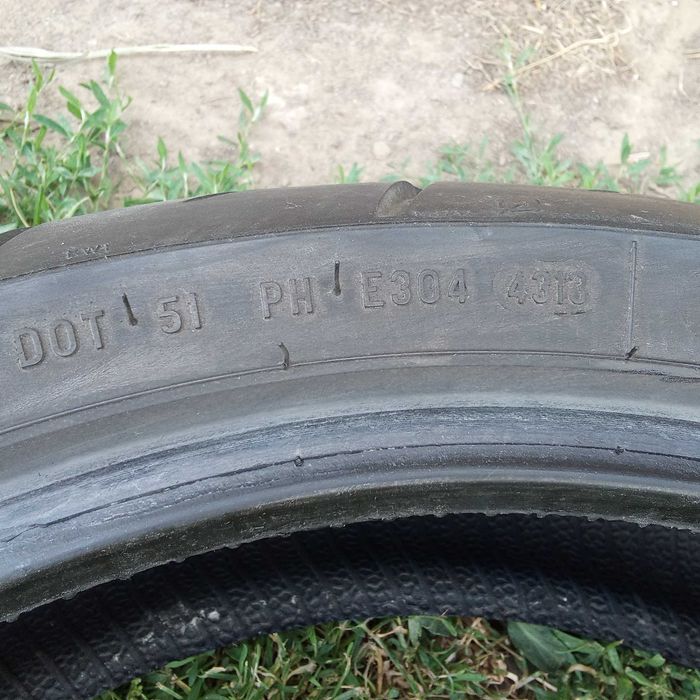Oddam opony motocyklowe PIRELLI I MICHELIN