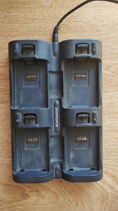 4-Portowa Ładowarka Baterii Do Terminala Datalogic Skorpio X3