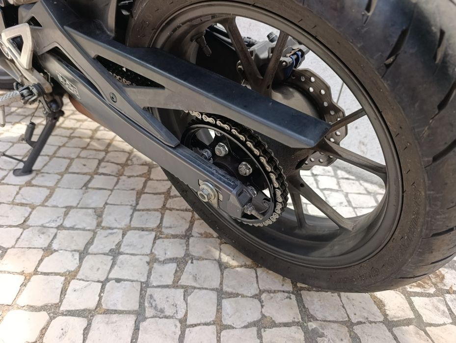 Honda CB125R 2019